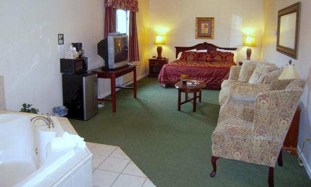לייתם Colonie Inn And Suites חדר תמונה